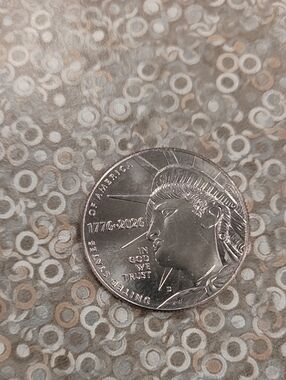 Unbranded Men’s Silver Coin Accent - Classic Metallic Finish